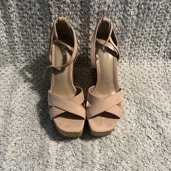 Nude Dempsey Wedge Sandal - Picture 3 of 6